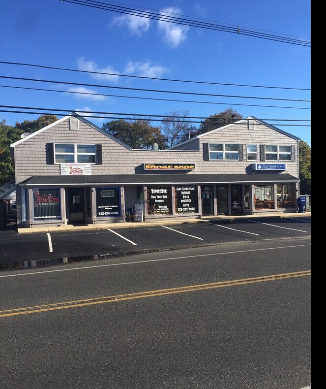660 Mantoloking Rd, Brick, NJ for Rent