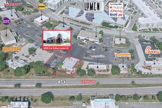 Aurora, IL Retail - 4405 Fox Valley Center Dr