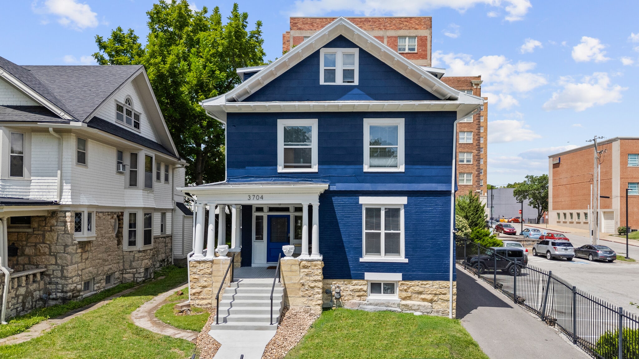 3704 Central St, Kansas City, MO for Sale
