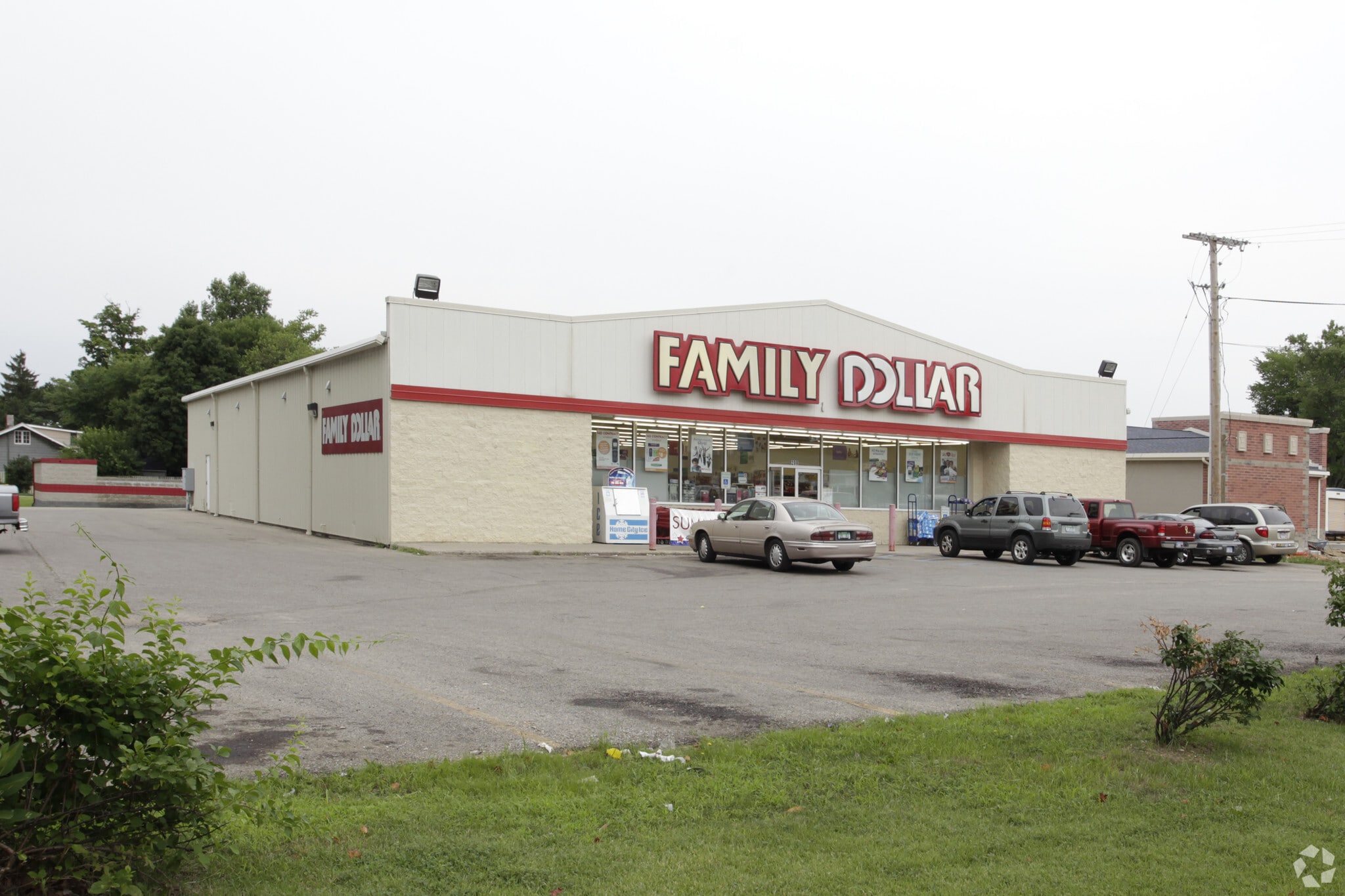 208 N Center St, Bangor, MI for Rent