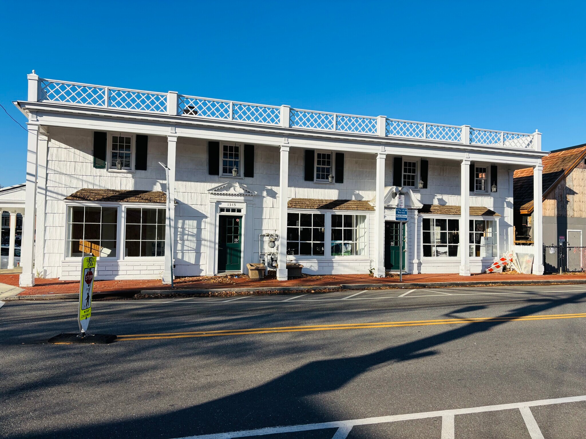 1345 Old Northern Blvd, Roslyn, NY for Rent