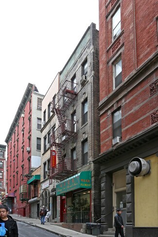 New York, NY undefined - 103 Mosco St