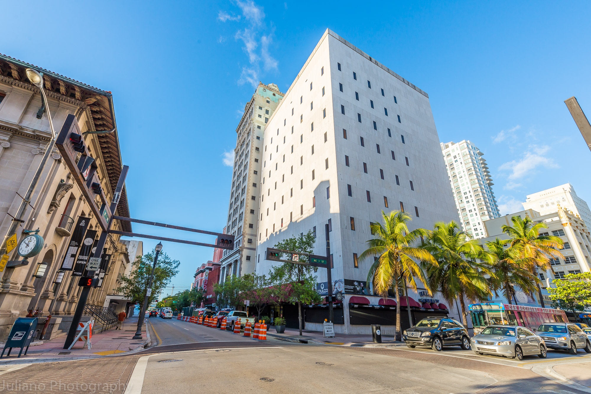 111 NE 1st St, Miami, FL for Rent