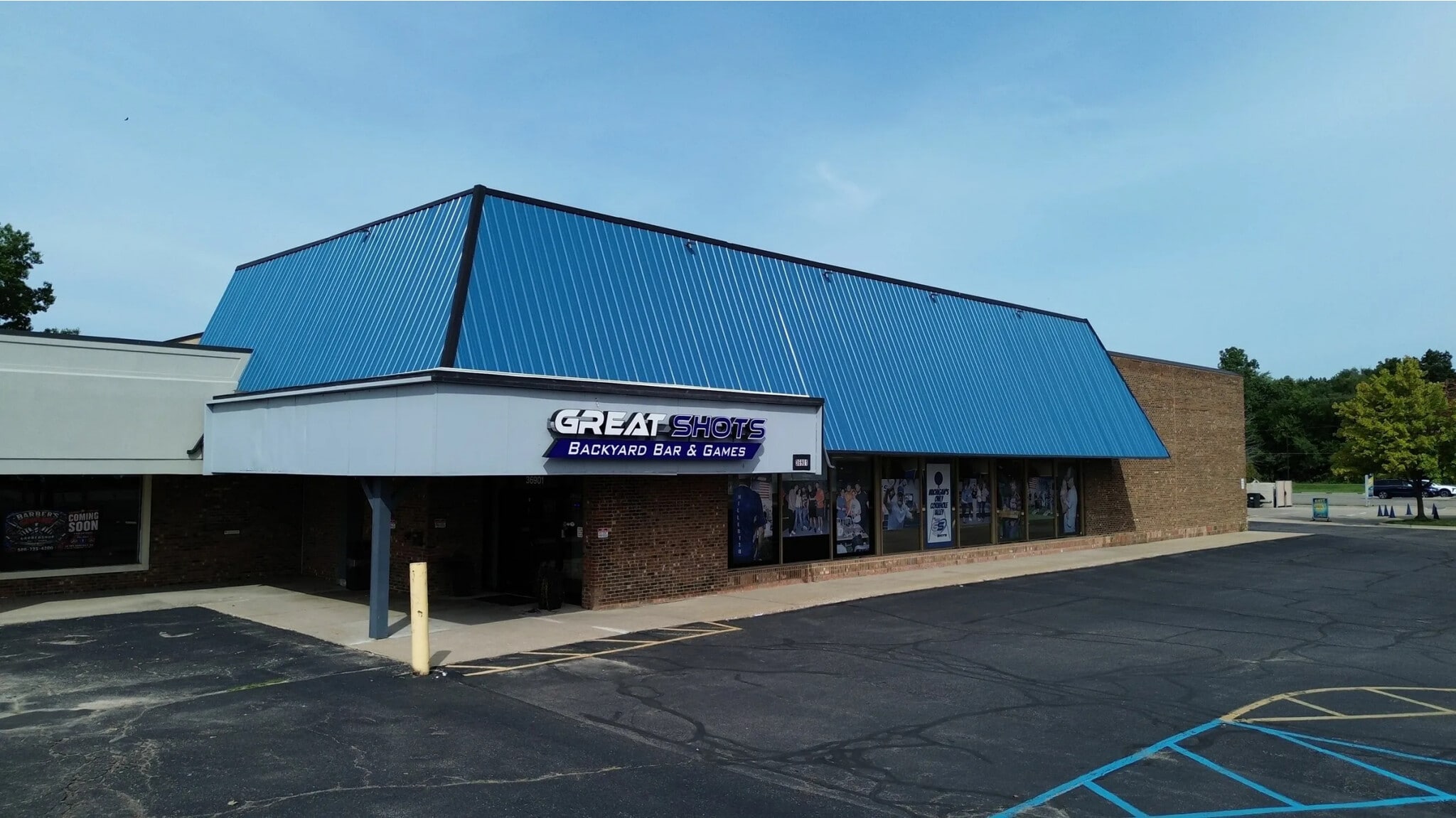 36901 Garfield Rd, Clinton Township, MI for Sale