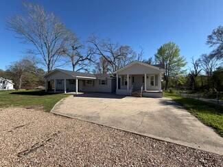 Jackson, LA Medical - 1714 Erin St