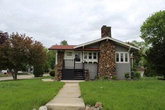 Naperville, IL Retail - 736 N Washington St