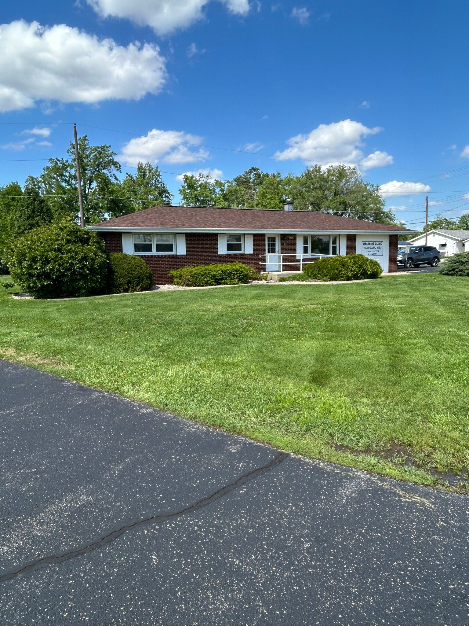 901 W Lincoln Ave, Charleston, IL for Rent