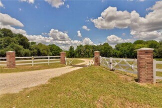 Lockhart, TX Commercial Land - 1087 Seawillow Rd Lockhart, TX Commercial Land - 1087 Seawillow Rd
