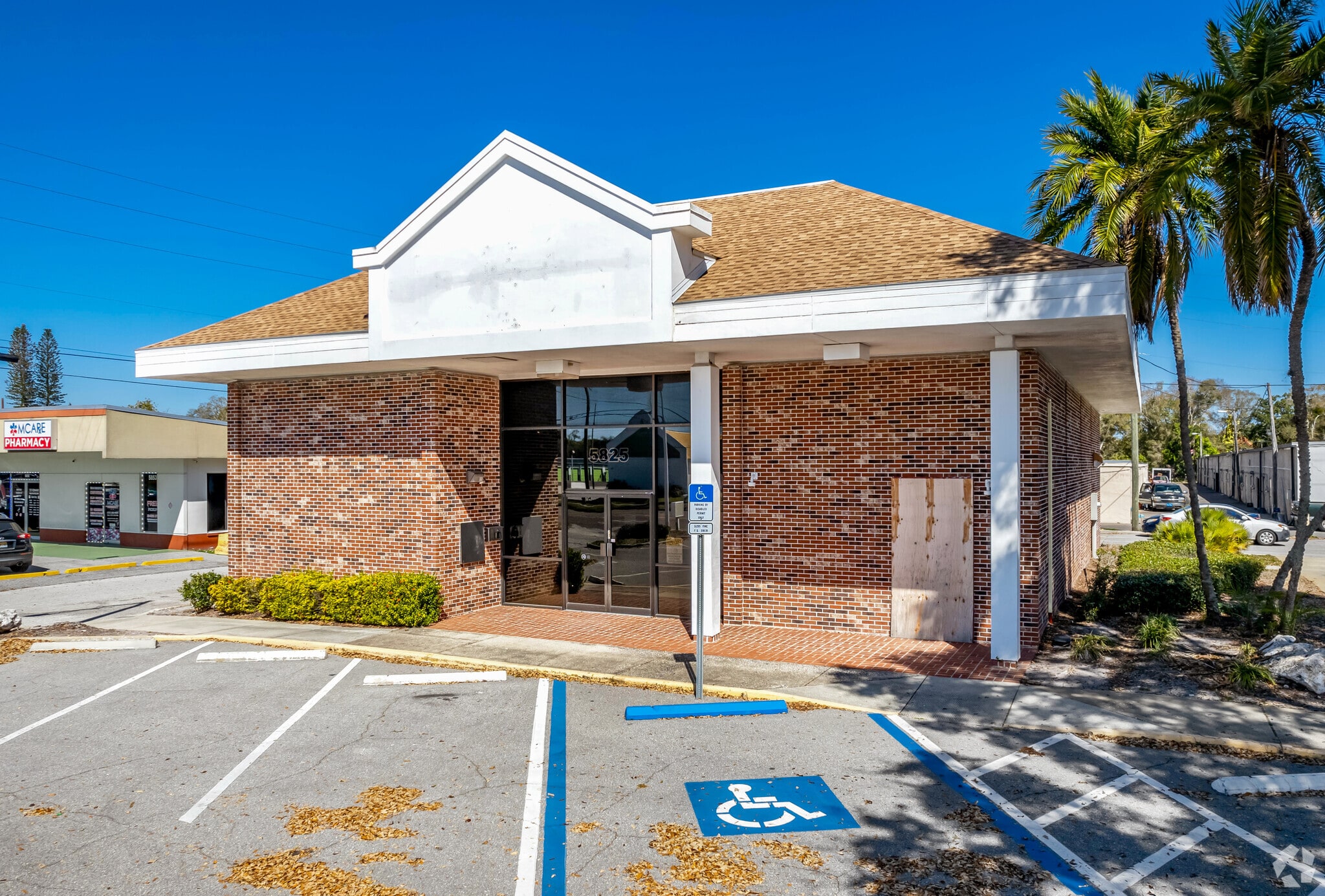 5825 54th Ave N, Kenneth City, FL for Sale