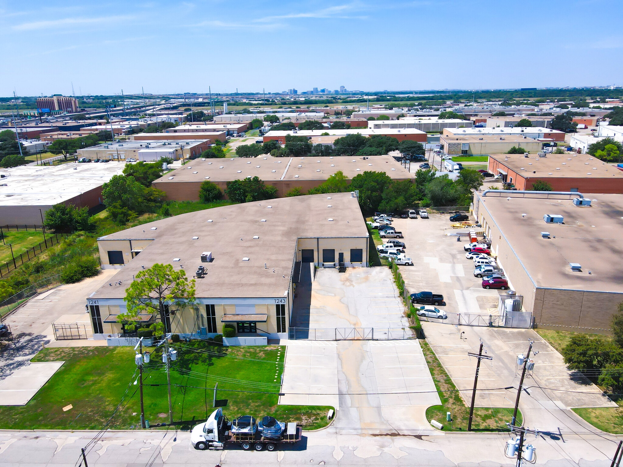1241-1243 Majesty Dr, Dallas, TX for Rent
