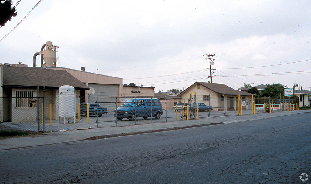 533 & 541 E Pine St, Compton, CA for Sale