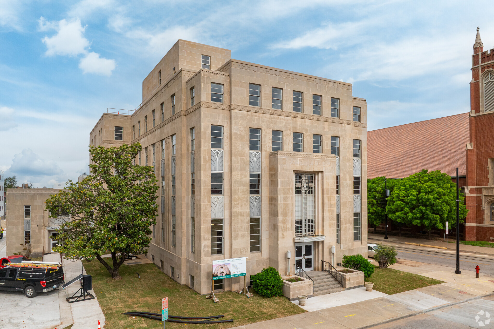1141 N Robinson Ave, Oklahoma City, OK for Rent