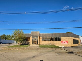 Cranston, RI Industrial - 108 Pettaconsett Ave Cranston, RI Industrial - 108 Pettaconsett Ave