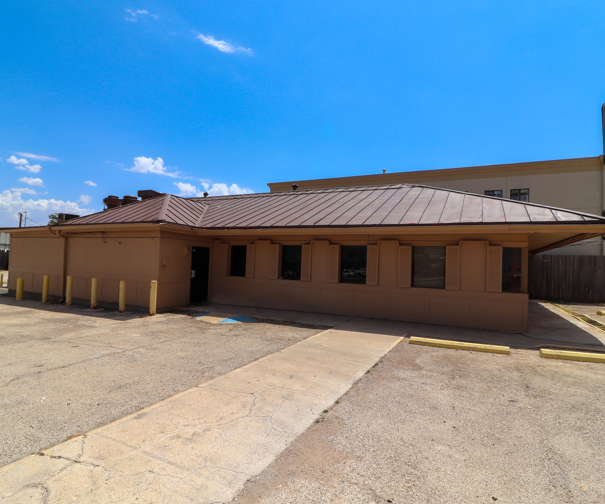 2601 S Gregg St, Big Spring, TX for Rent