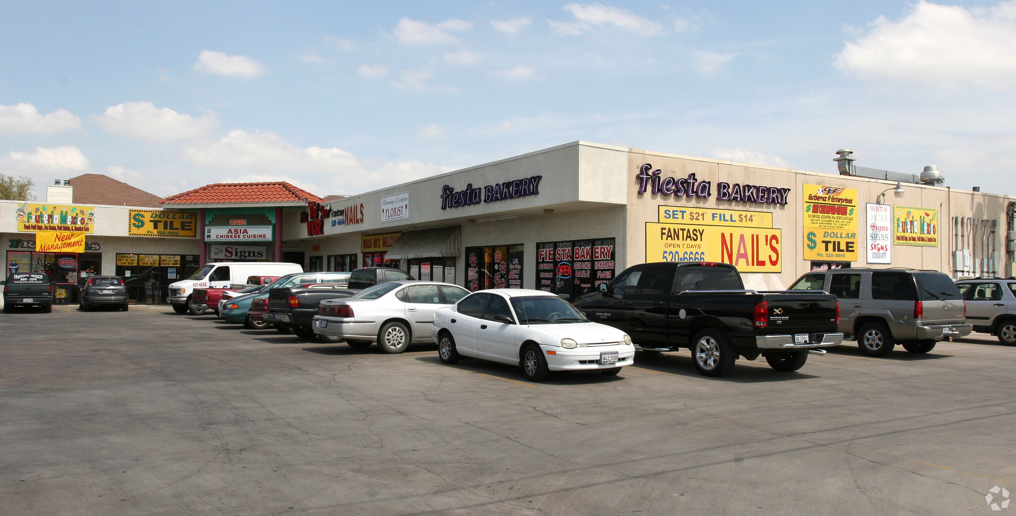 8035 Culebra Rd, San Antonio, TX for Rent