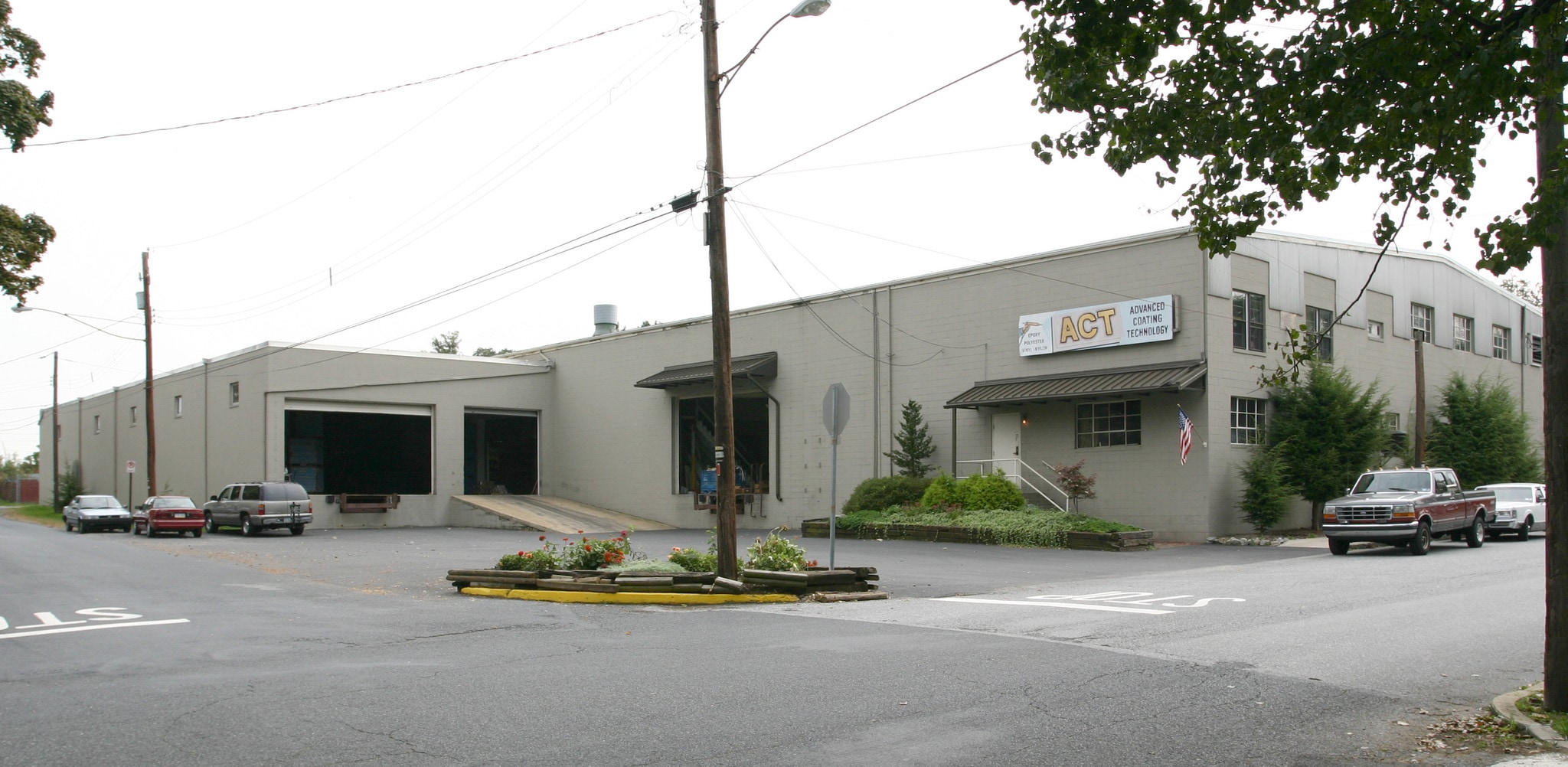 327 W Allen St, Mechanicsburg, PA for Sale