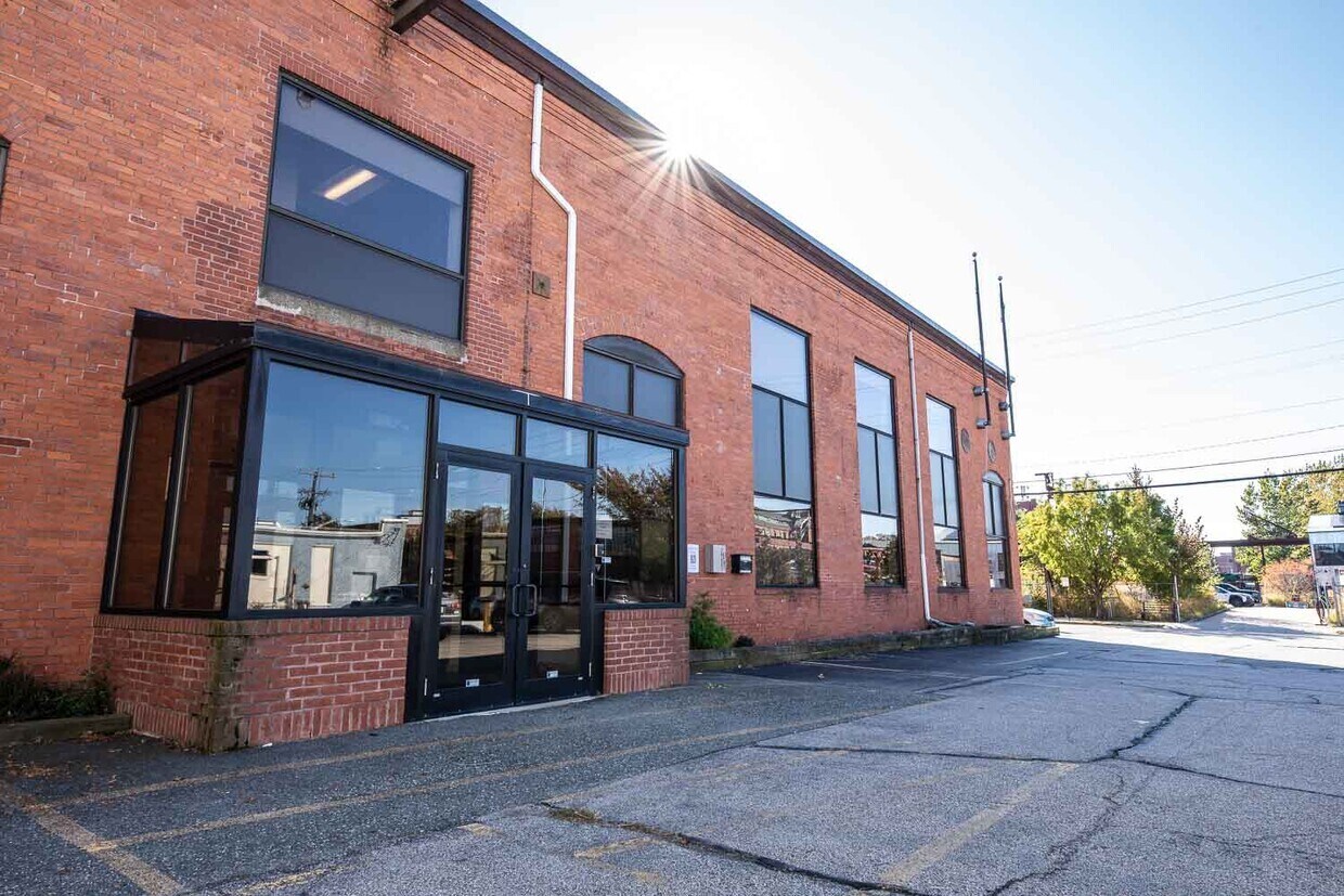 50 Sims Ave Providence, RI 02909 Industrial Property for Lease on