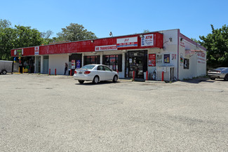 San Antonio, TX Retail - 3117-3121 Blanco Rd