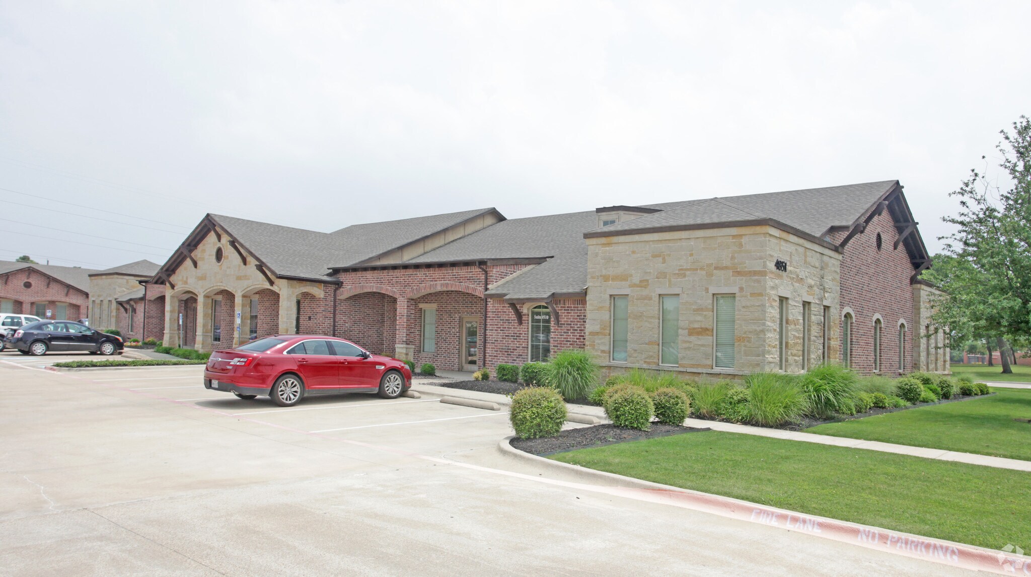 4811-4851 Merlot Ave, Grapevine, TX for Rent