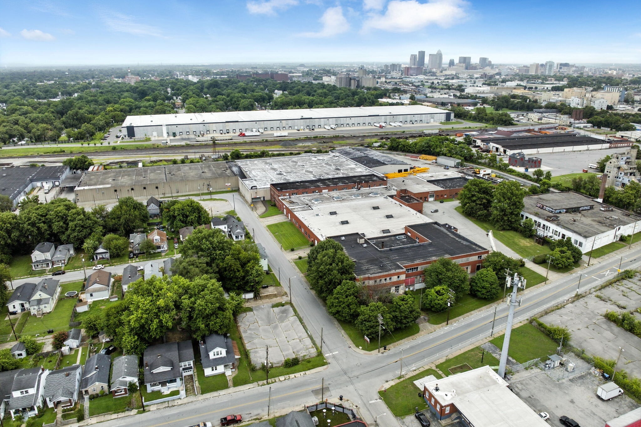 1661 W Hill St, Louisville, KY for Sale