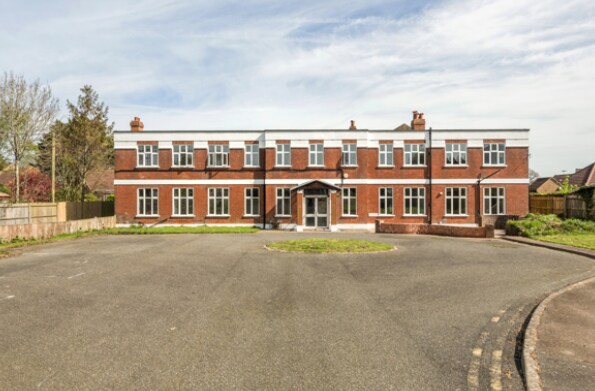 42 London Rd, Hailsham, ESX for Rent