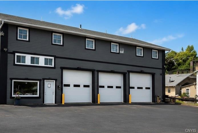 2101 Whitesboro St, Utica, NY for Sale