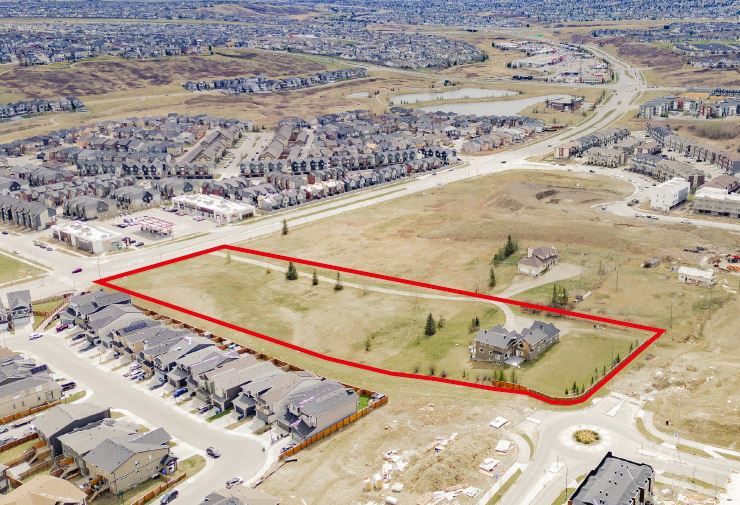 13513 Symons Valley Rd NW, Calgary, AB for Sale