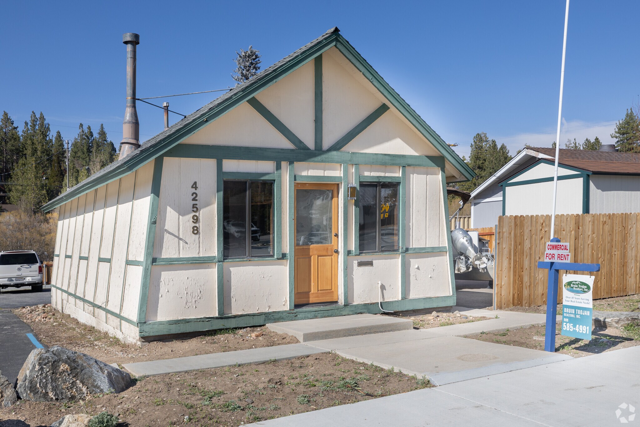 42598 Moonridge Rd, Big Bear Lake, CA for Sale