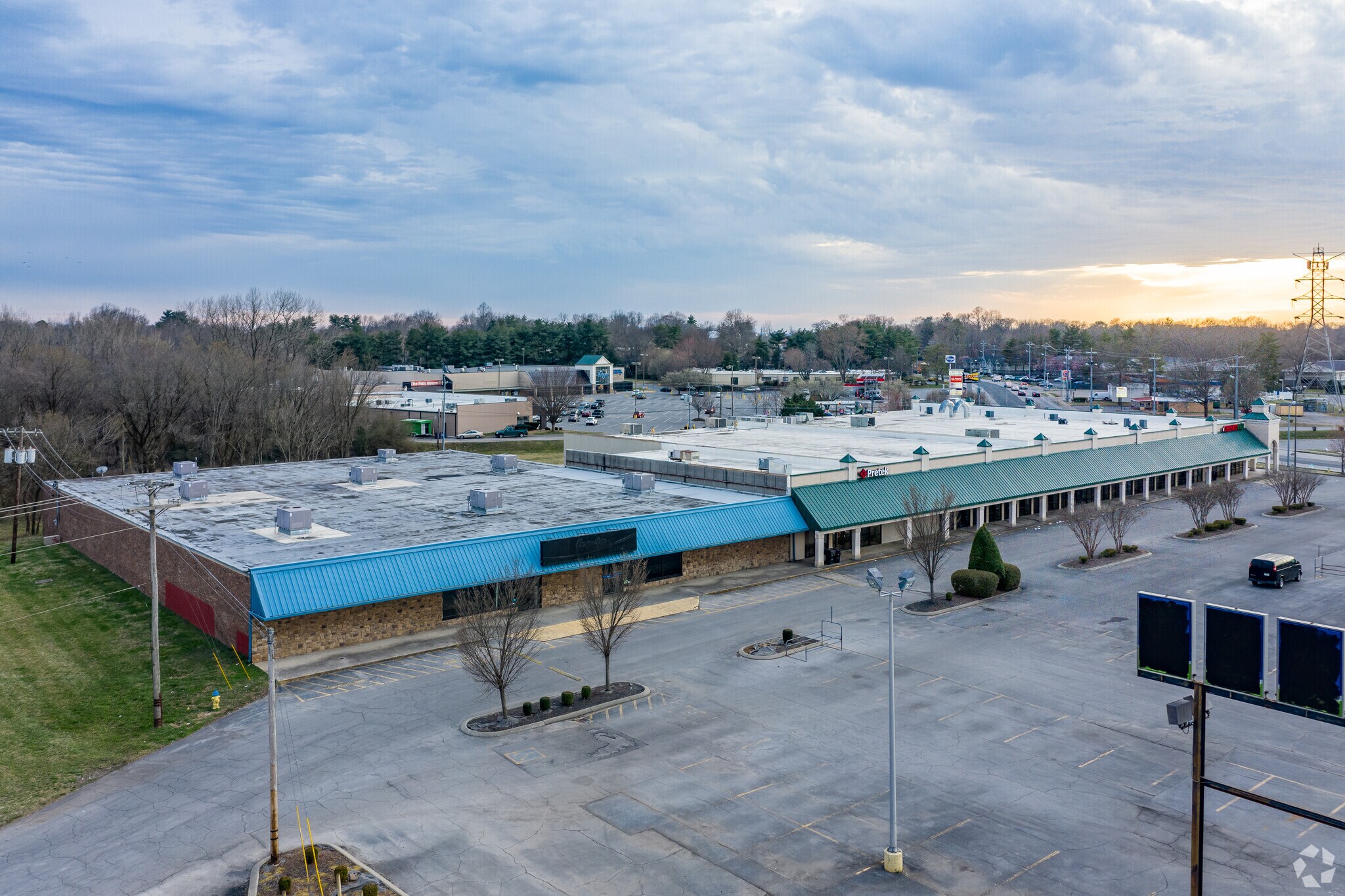 1664 Middle Tennessee Blvd, Murfreesboro, TN for Rent