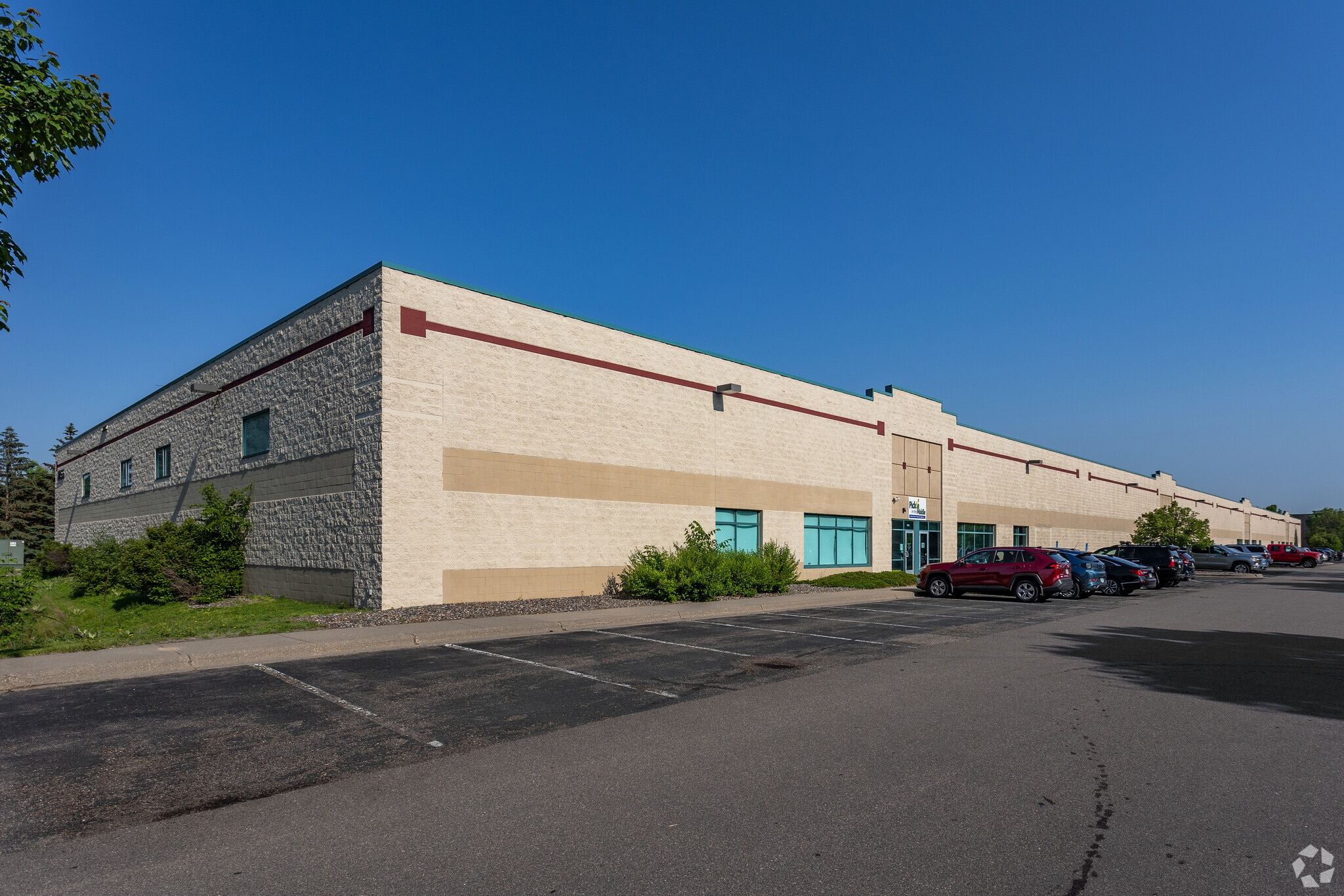 7700 N 68th Ave, Minneapolis, MN for Rent