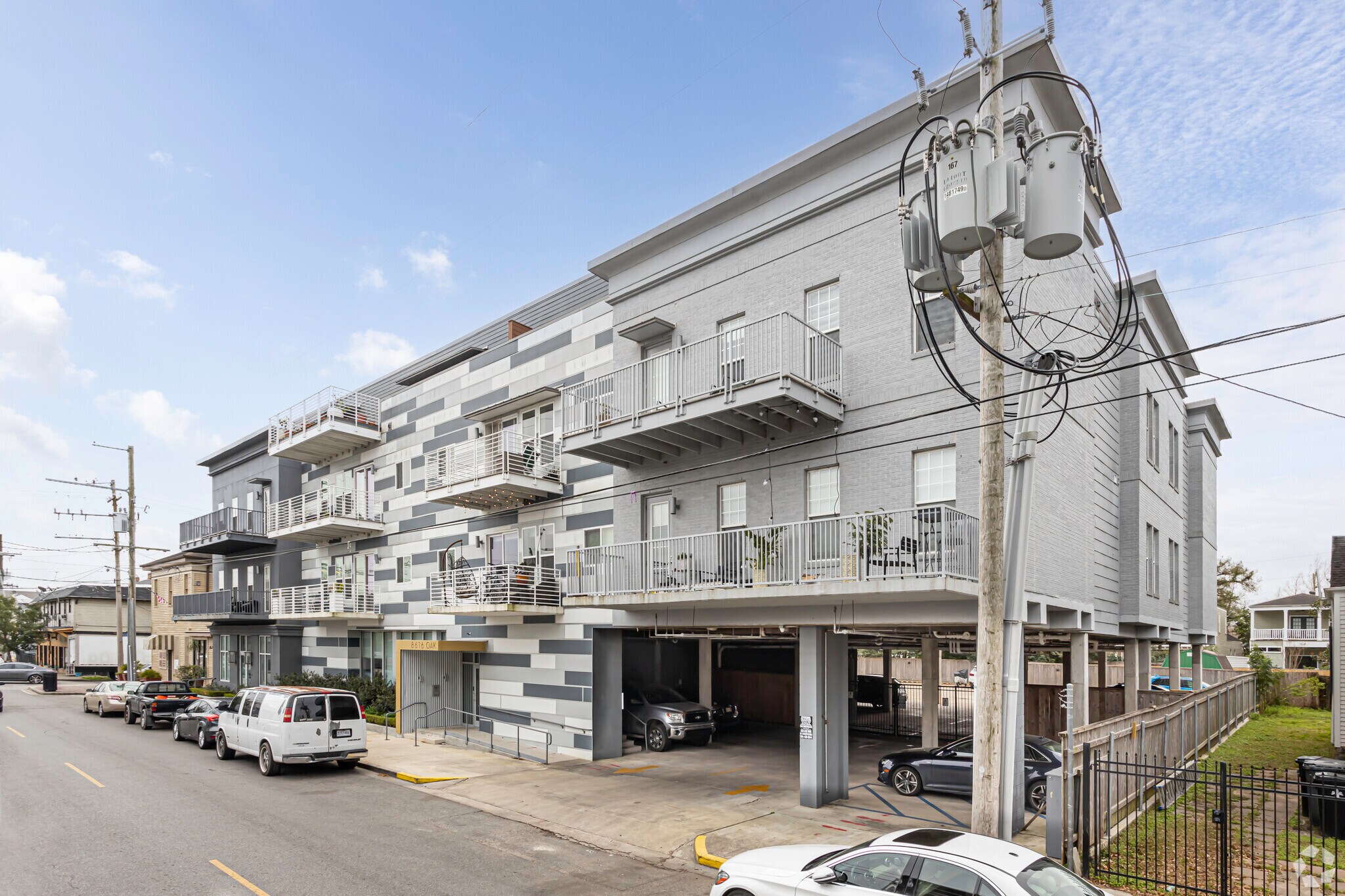 8616 Oak St, New Orleans, LA for Sale