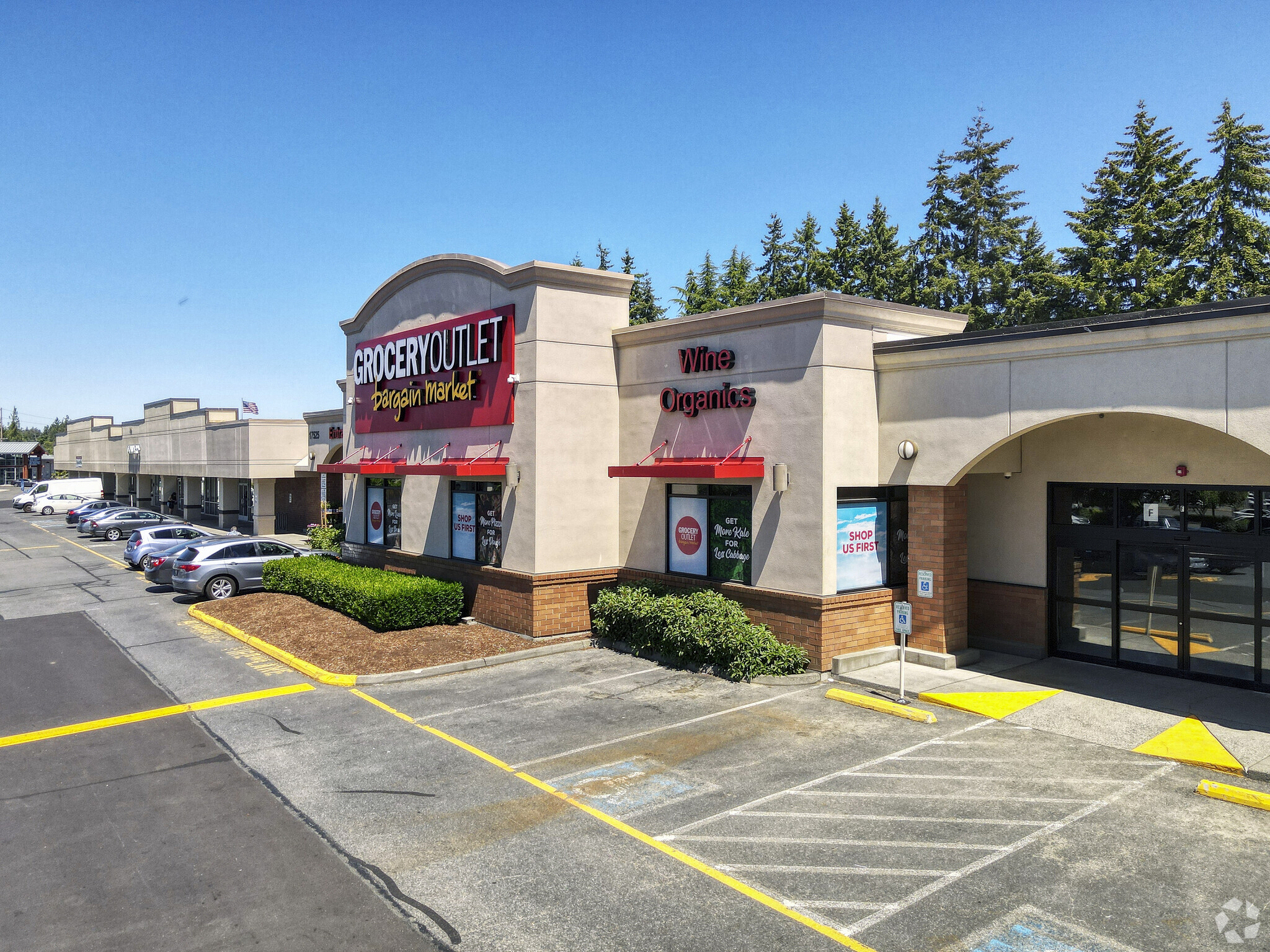 17525 Highway 99, Lynnwood, WA for Rent