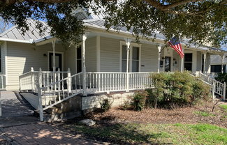 Yoakum, TX Health Care - 501 W Grand Ave