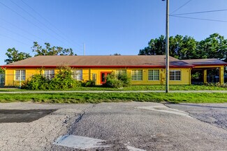Tampa, FL Churches - 8816 W Robson St