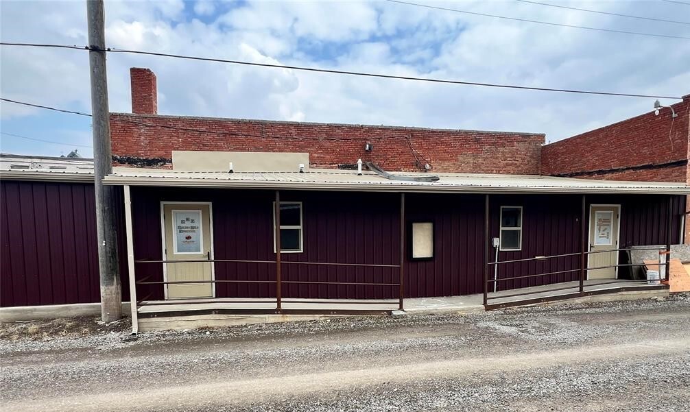 324 S Front St, Conrad, MT for Sale