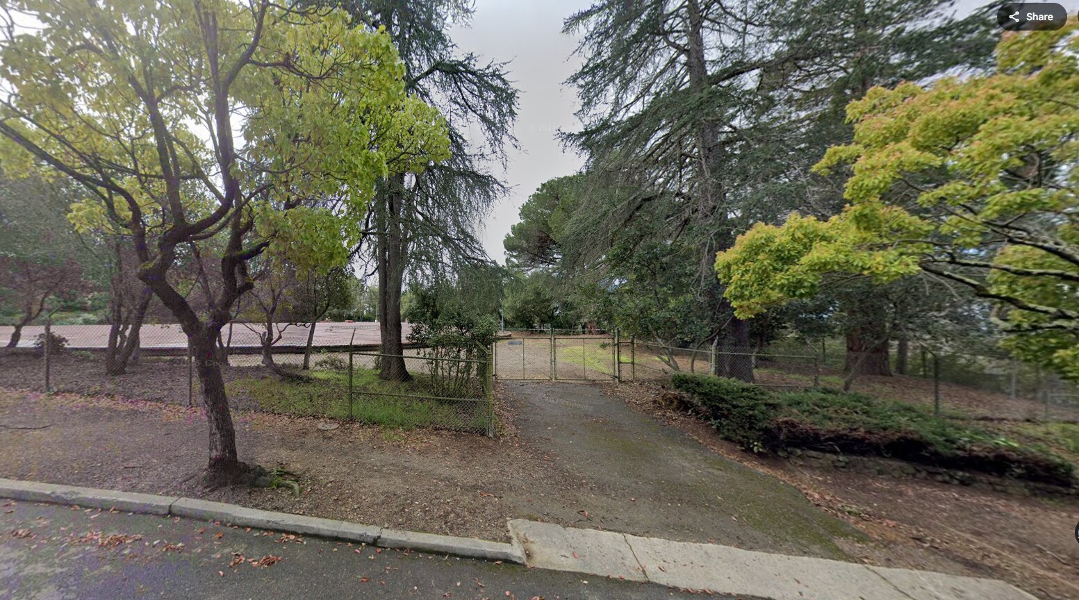 000 Bullard Dr, Oakland, CA for Sale