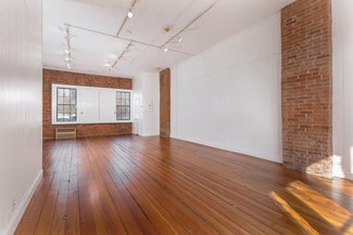 1 W Main St  