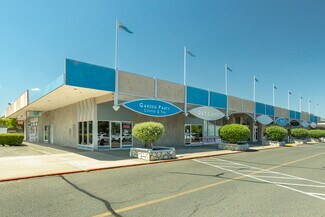 Sacramento, CA Office/Retail - 5892 S Land Park Dr