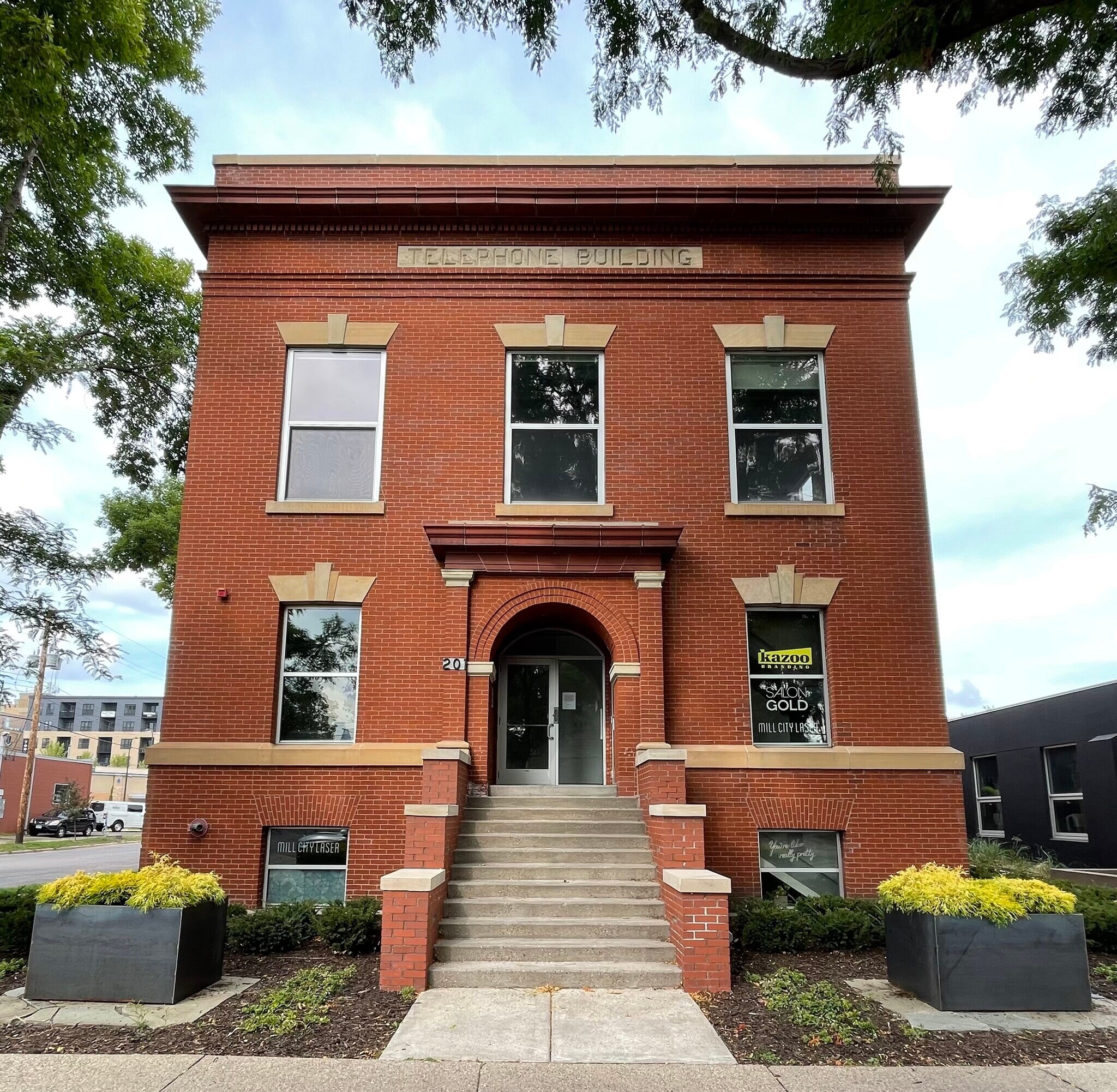 201 6th St SE, Minneapolis, MN for Rent
