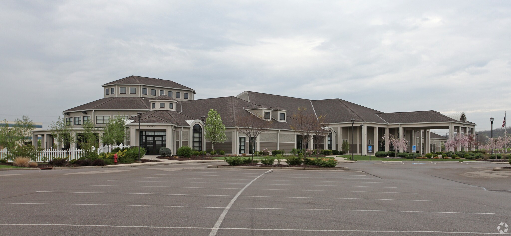 5533 Chappell Crossing Blvd, West Chester, OH for Sale