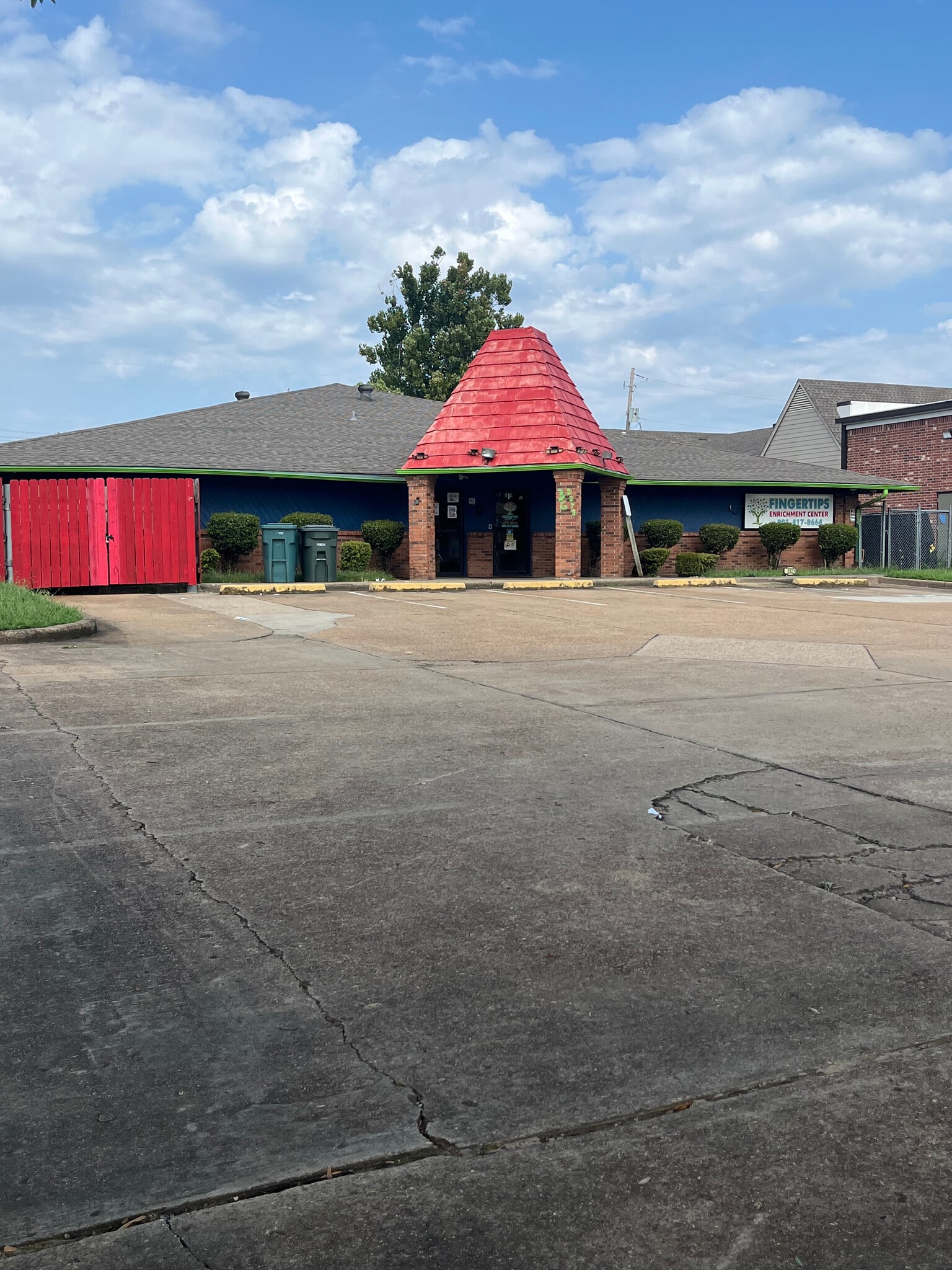 3675 Riverdale Rd, Memphis, TN for Sale