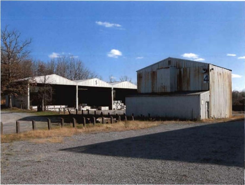 4981 Highway 70 E, White Bluff, TN for Rent