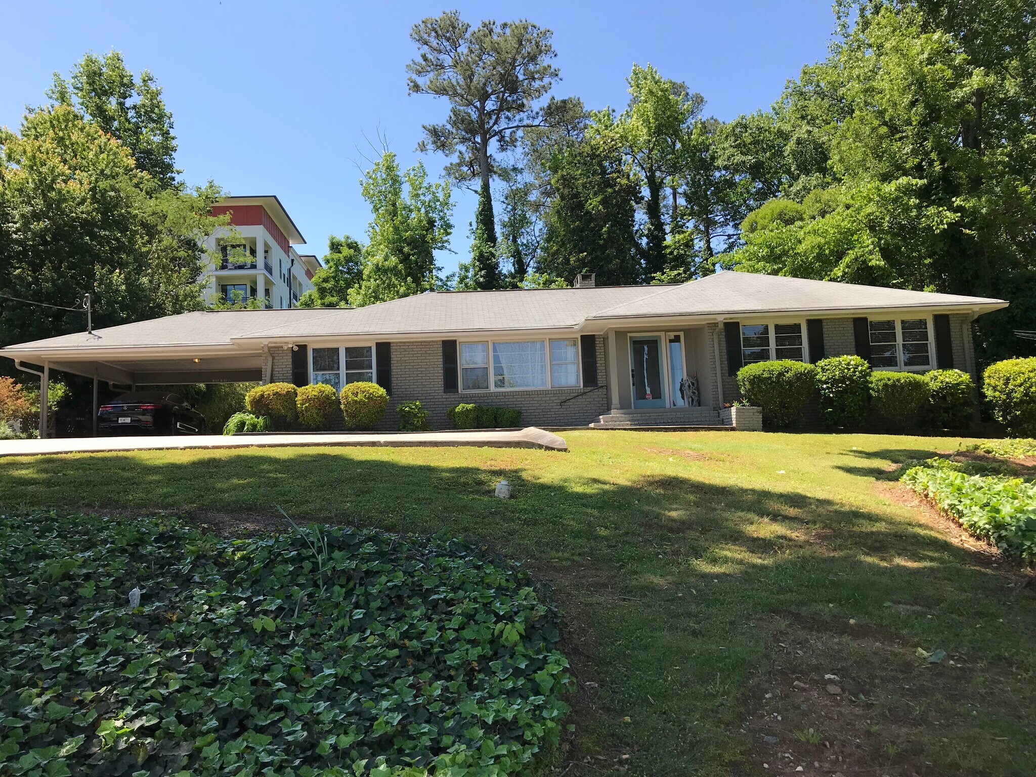 165 Cliftwood Dr NE, Atlanta, GA for Rent