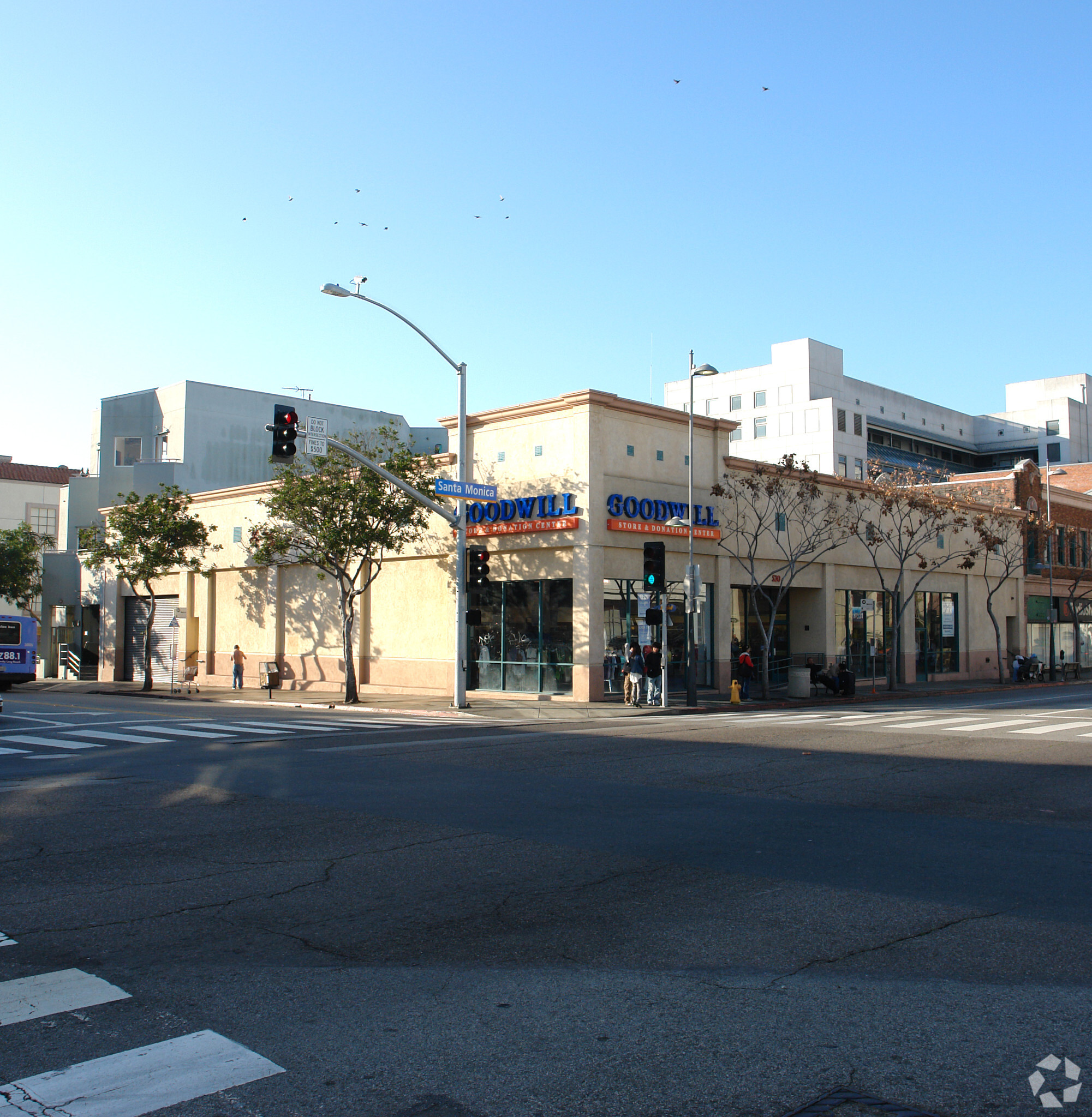 530 Santa Monica Blvd, Santa Monica, CA for Rent