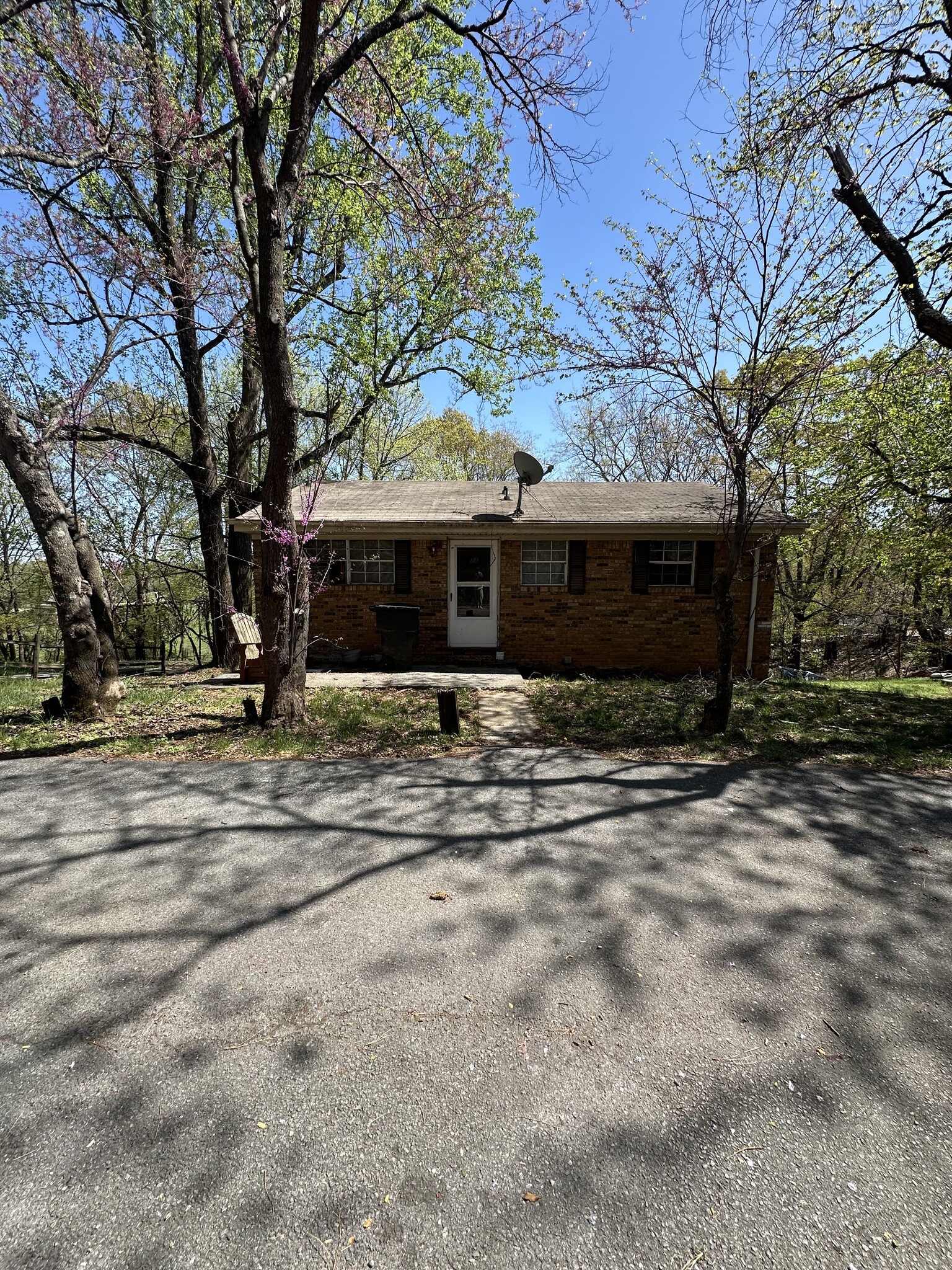 1701 Mayfield Dr, Roanoke, VA for Sale
