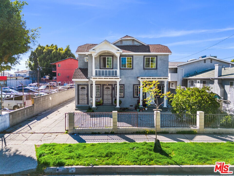 1117 N Alexandria Ave, Los Angeles, CA for Sale