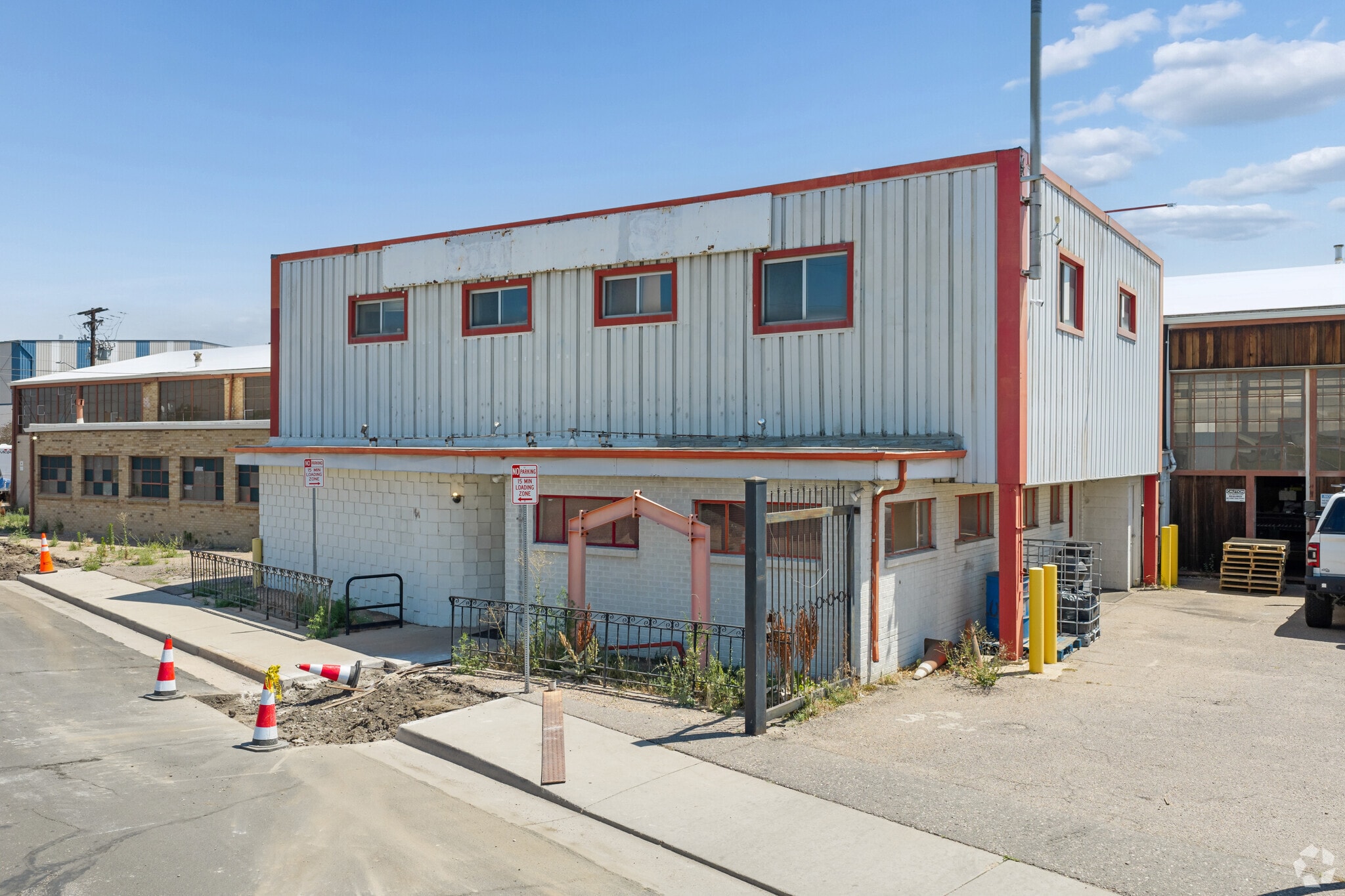 3755 S Lipan St, Englewood, CO for Sale