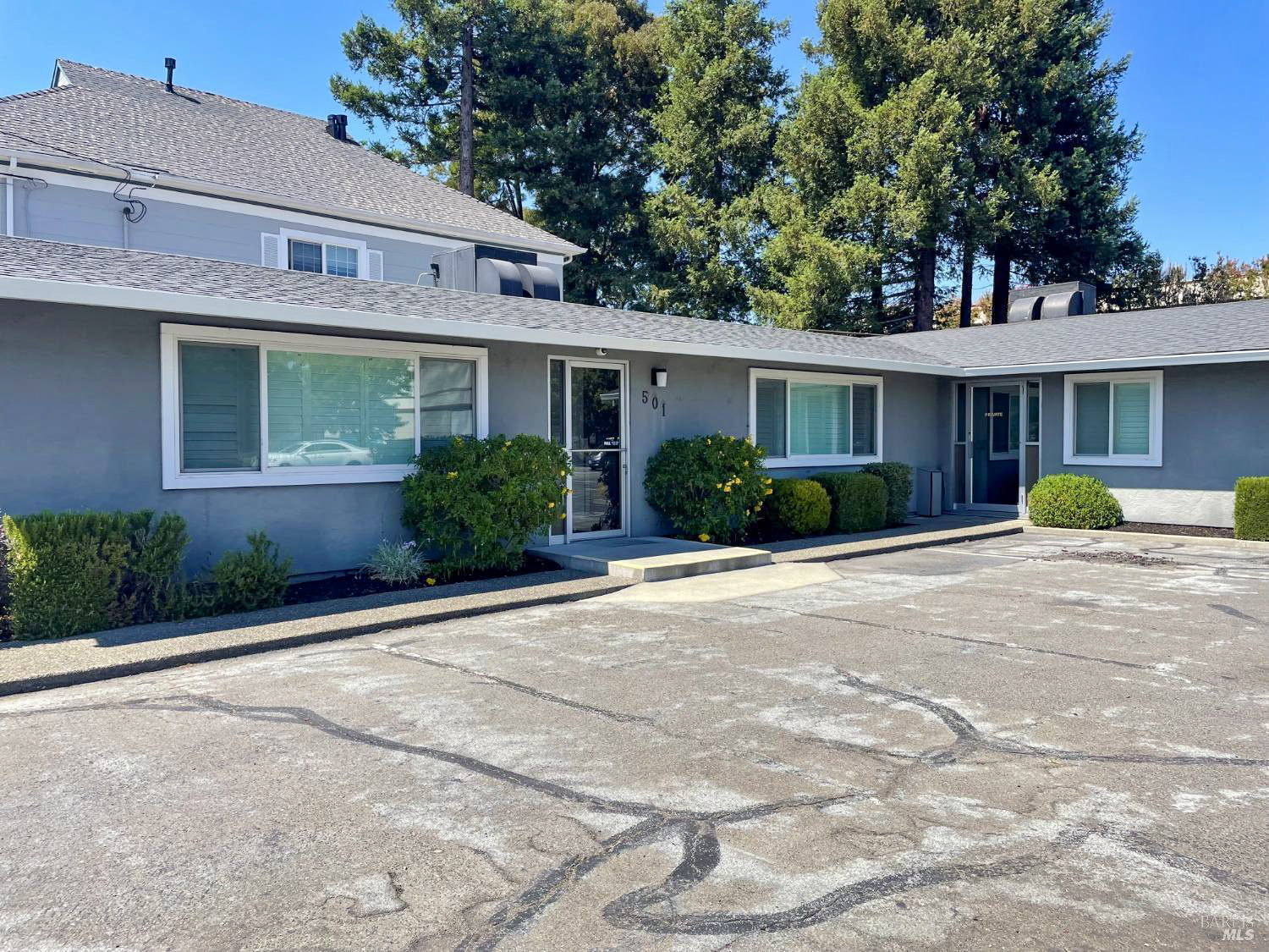 501 E Washington St, Petaluma, CA for Sale
