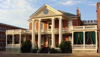 Natchez, MS Hospitality - 201 N Pearl St