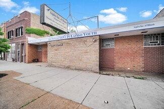 Chicago, IL Office/Residential - 3909 W Fullerton Ave Chicago, IL Office/Residential - 3909 W Fullerton Ave